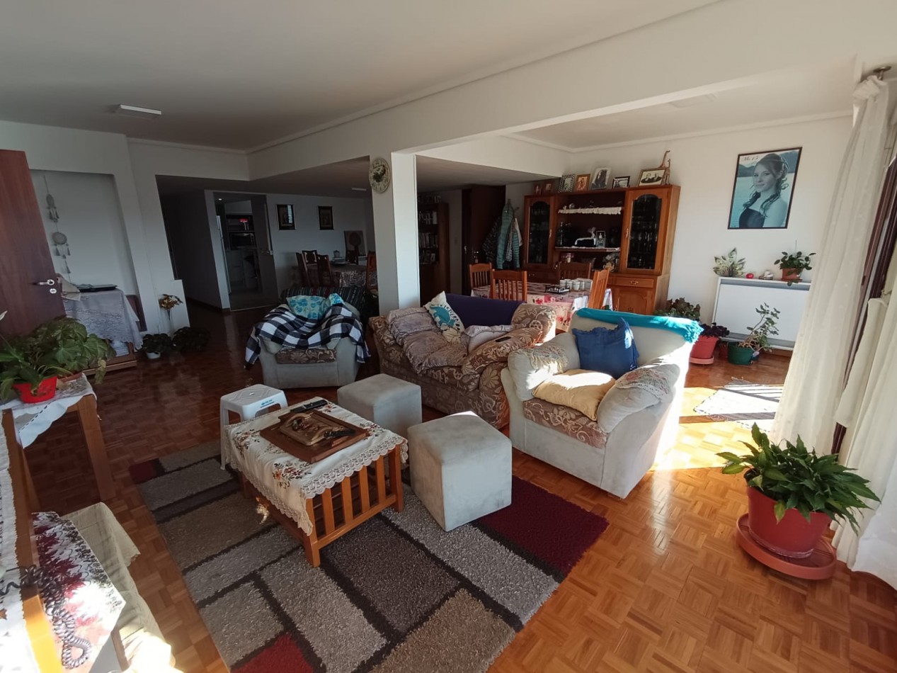 Departamento con vista al lago en Frey 22 