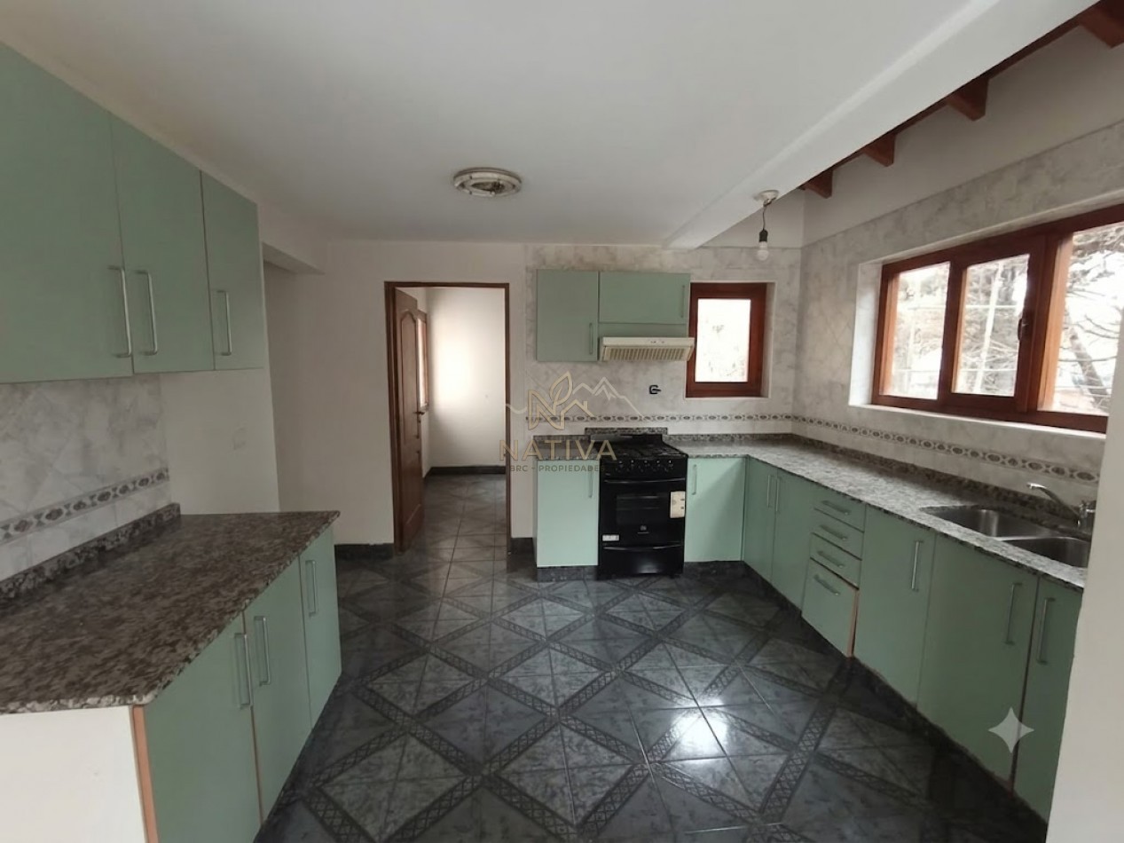 Casa en Barrio Las Victorias - Juncal al 3500