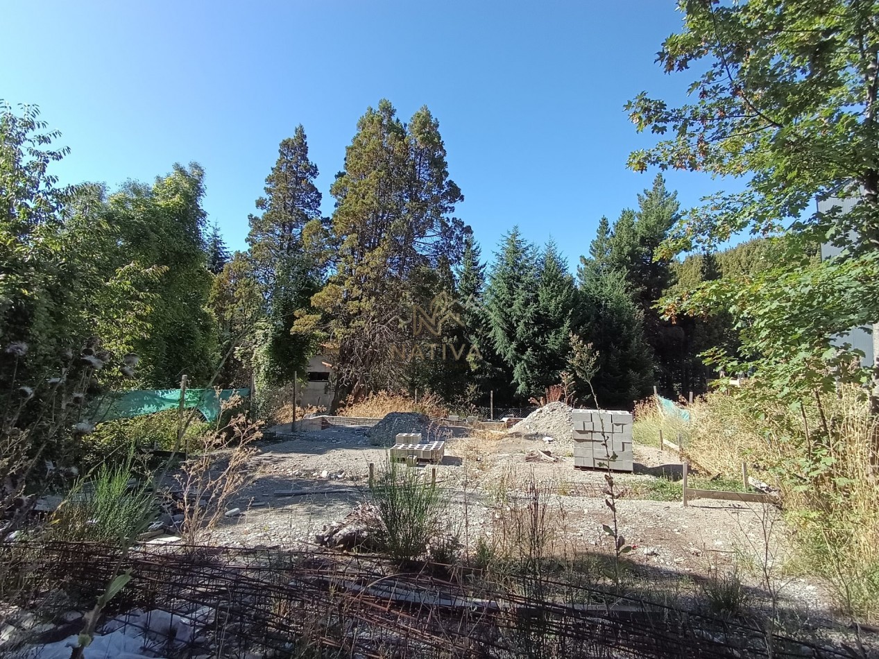 Terreno Barrio El Estribo - KM 1 Pioneros