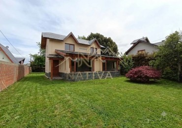 Casa en Barrio Las Victorias - Juncal al 3500